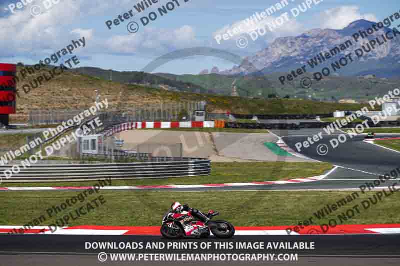 cadwell no limits trackday;cadwell park;cadwell park photographs;cadwell trackday photographs;enduro digital images;event digital images;eventdigitalimages;navarra;no limits trackdays;peter wileman photography;racing digital images;trackday digital images;trackday photos